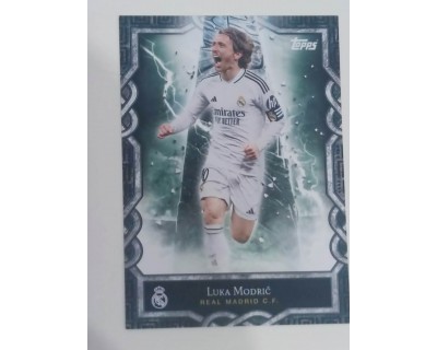 FAN SET REAL MADRID 2024/25 LUKA MODRIC MONOLITH NºMO-5