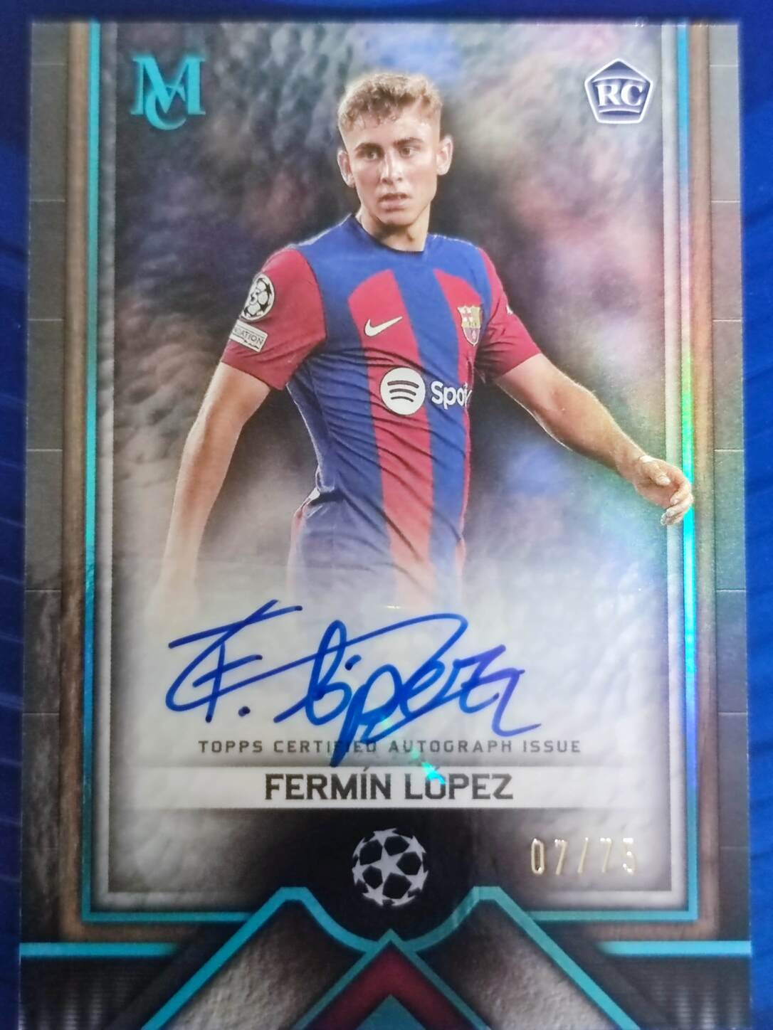TOPPS MUSEUM UCL 2023/2024 AUTO FERMIN LÓPEZ ROOKIE NºAA-FL2 NUMERADA /75