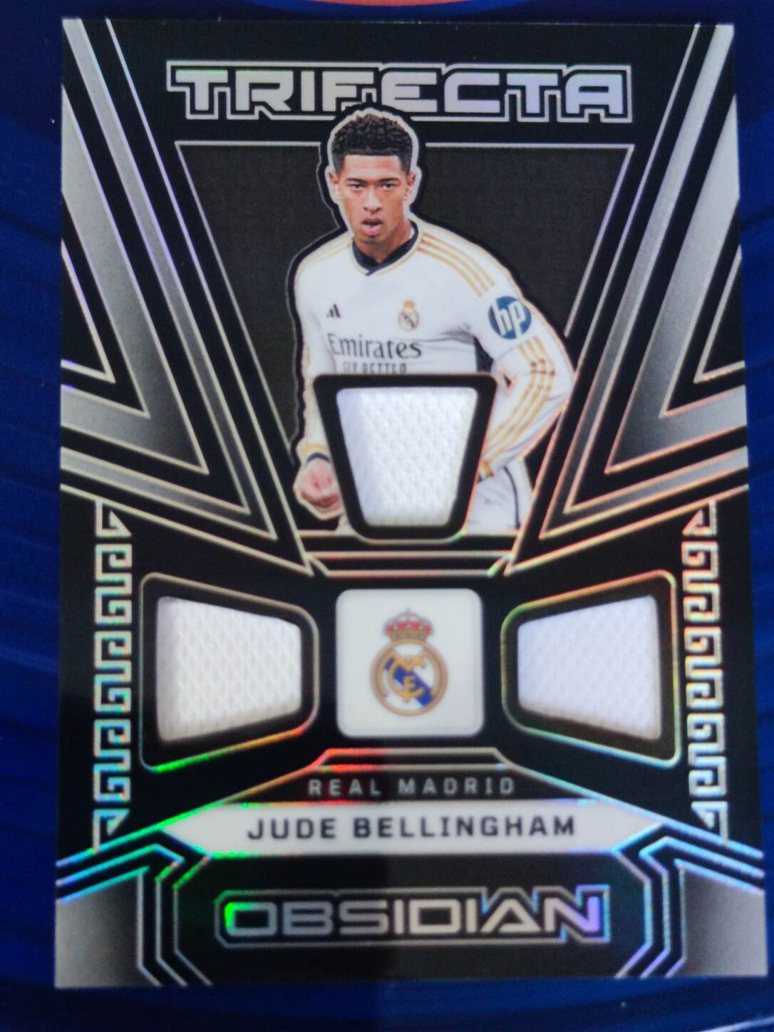 PANINI OBSIDIAN 2023/2024 JUDE BELLINGHAM TRIFECTA PARCHE NºTM-JB NUMERADO /199