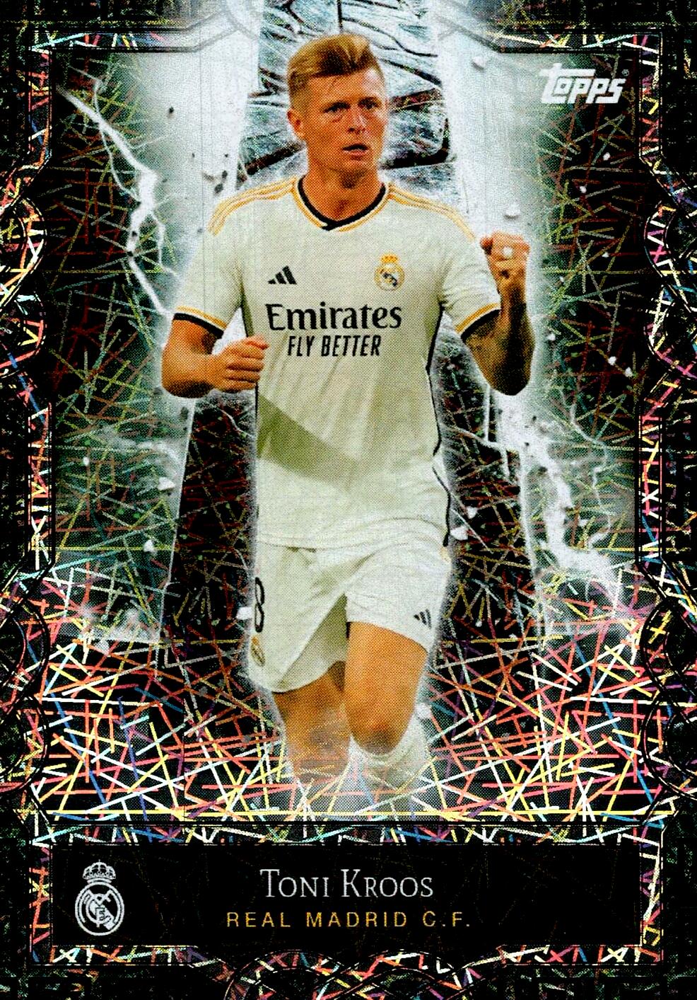 FAN SET REAL MADRID 2024/25 TONI KROOS MONOLITH ELECTRIC PARALLEL NºMO-4