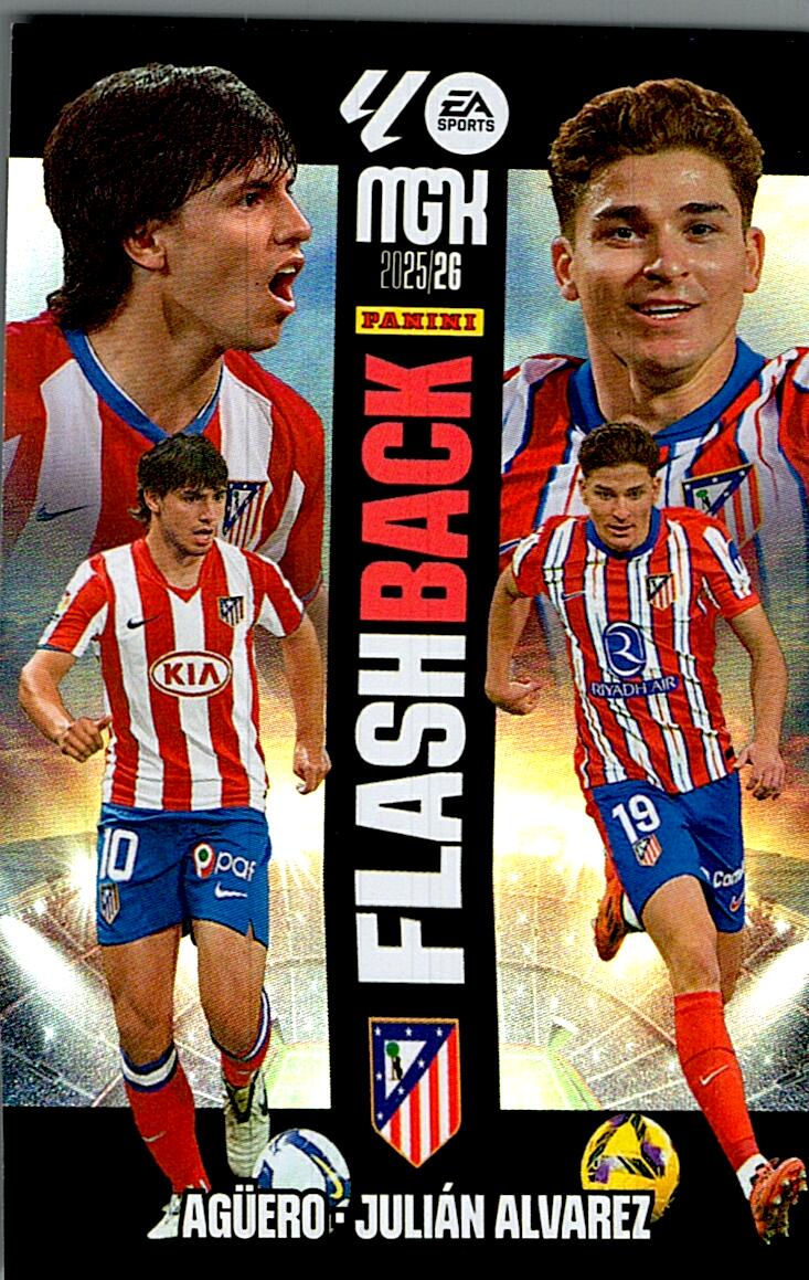 MEGACRACKS 2025/2026 AGÜERO / JULIAN ALVAREZ FLASH BACK Nº424