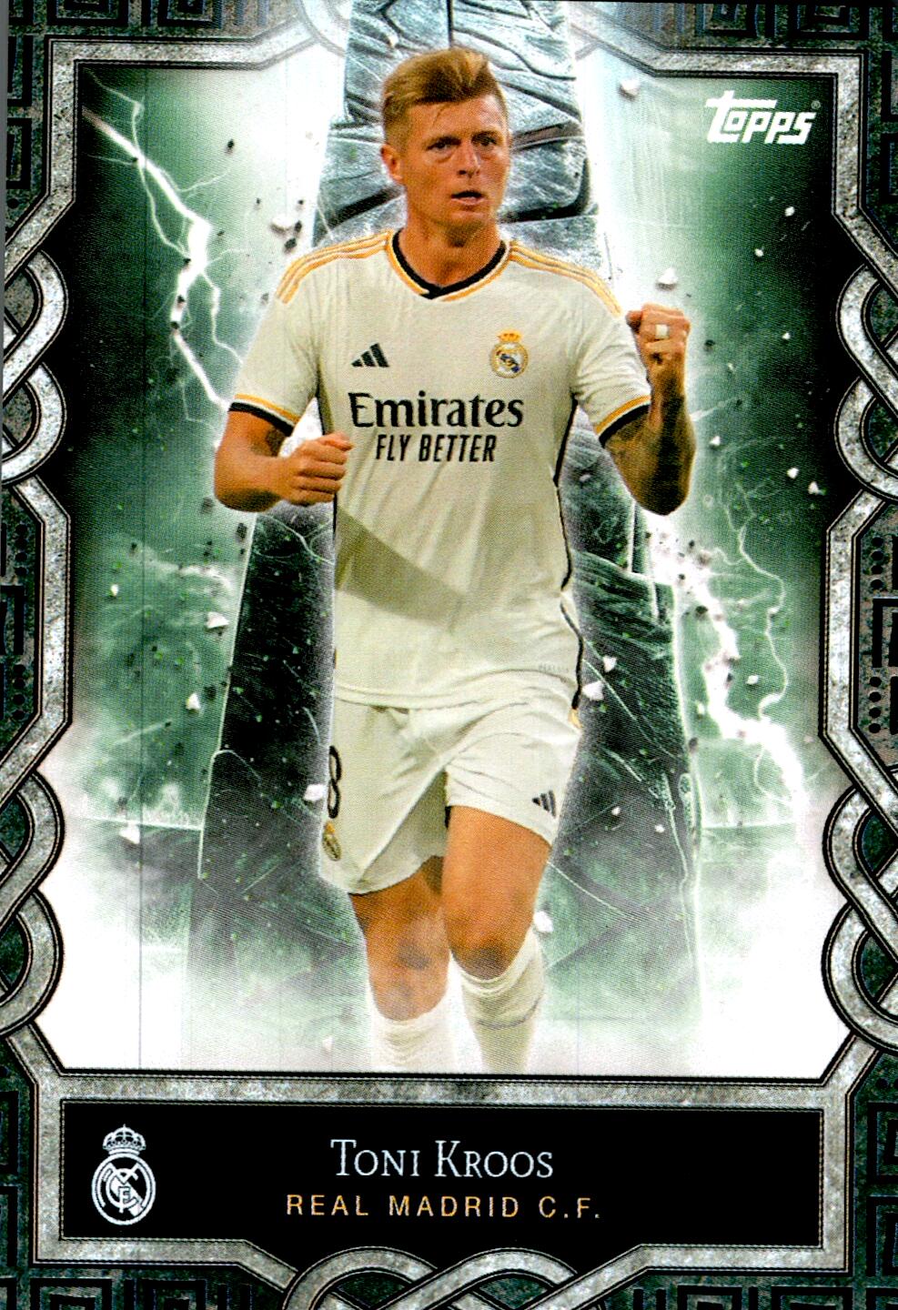 FAN SET REAL MADRID 2024/25 TONI KROOS MONOLITH NºMO-4