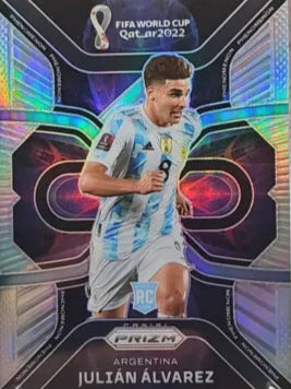 PANINI PRIZM WORLD CUP QATAR 2022 JULIÁN ÁLVAREZ PHENOMENON Nº30 ROOKIE